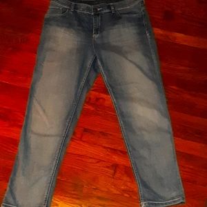 Women's jeans Chico's Platinum Collection size 1.5 light blue